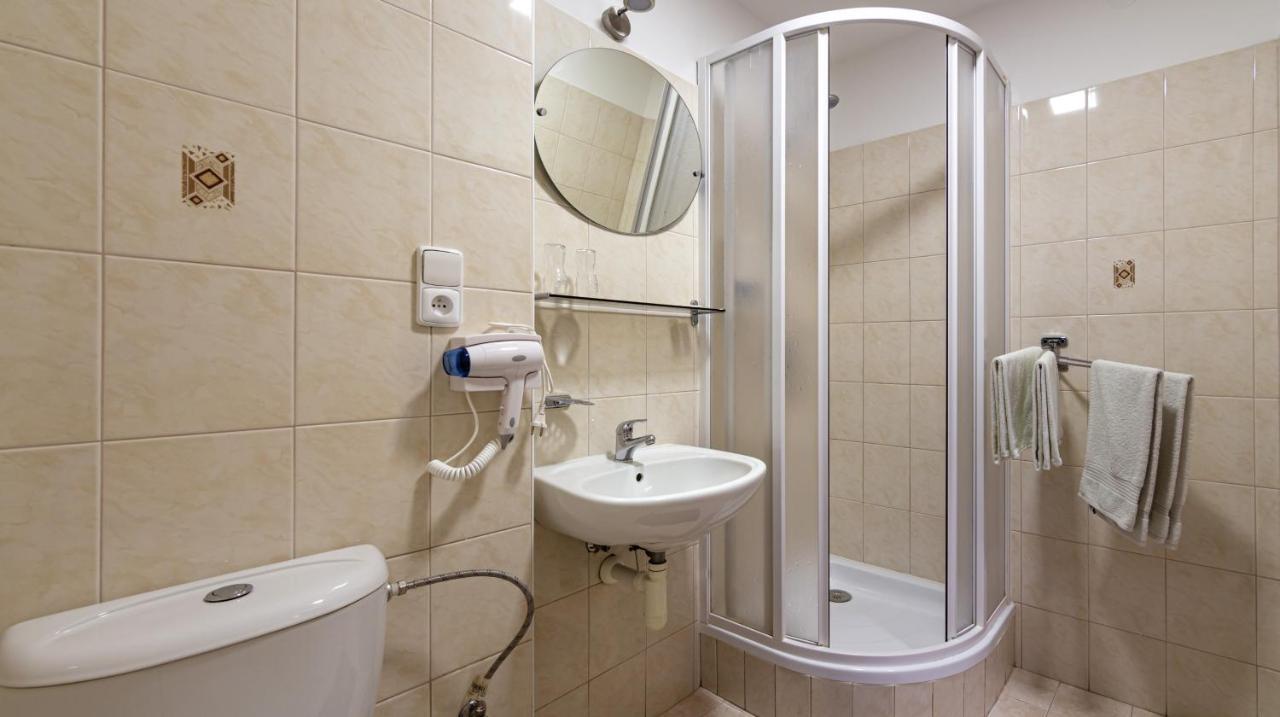 Hotel Alfa Třebíč Extérieur photo